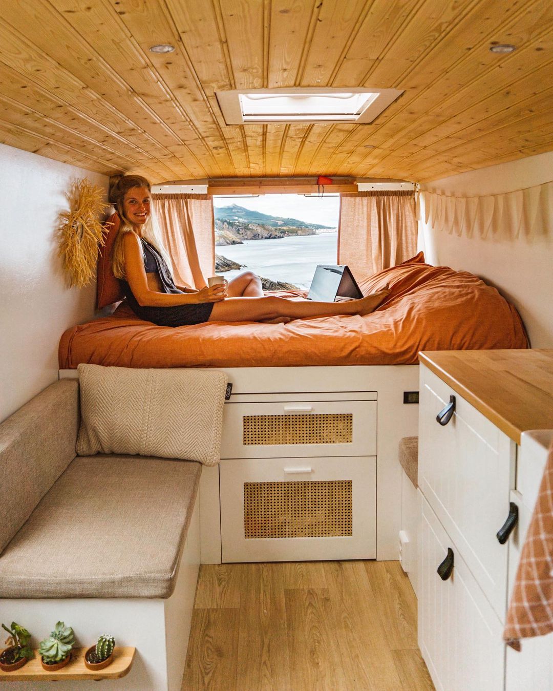 Van Life Academy Project Van Life